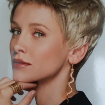 kort blond kapsel